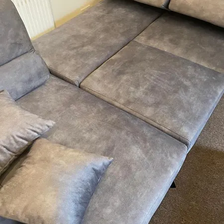Spacious 4 Bedroom House Near Stokes Croft!! Central!!! Semesterbostad